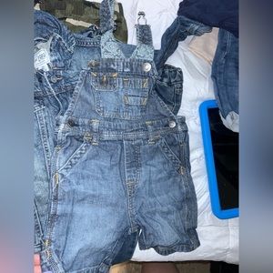 Gap, short overalls